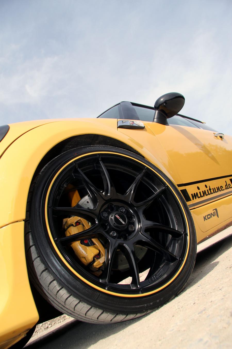  Mini Cooper S by Minitune 2014 года  (фото 9 из 14)